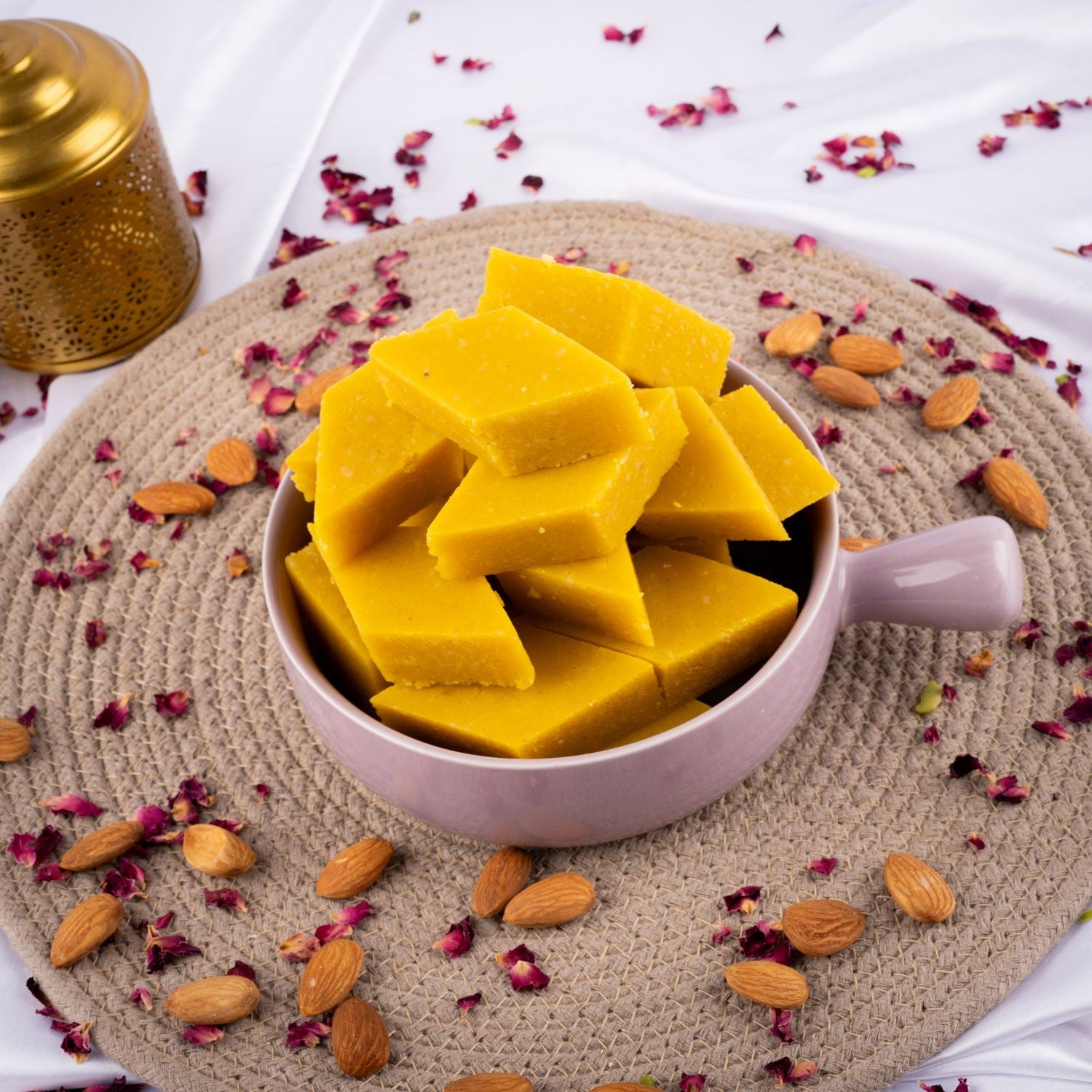 Kesar Badam Katli - Gud Mishri