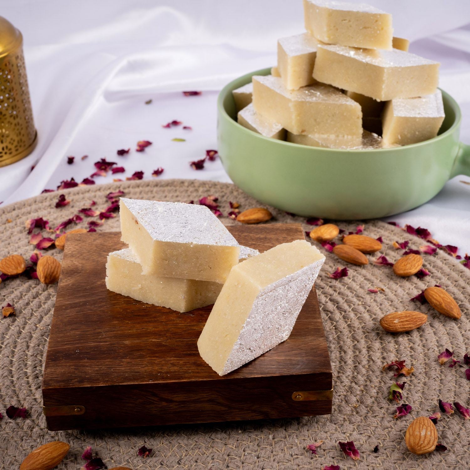 Badam Katli - Gud Mishri