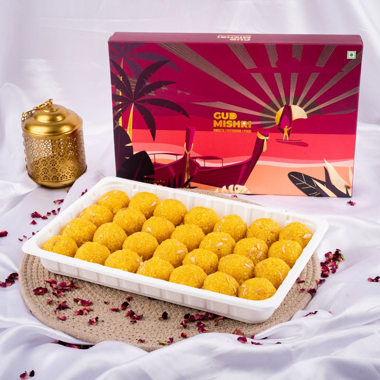Kesar Kanpuri Laddu - Gud Mishri