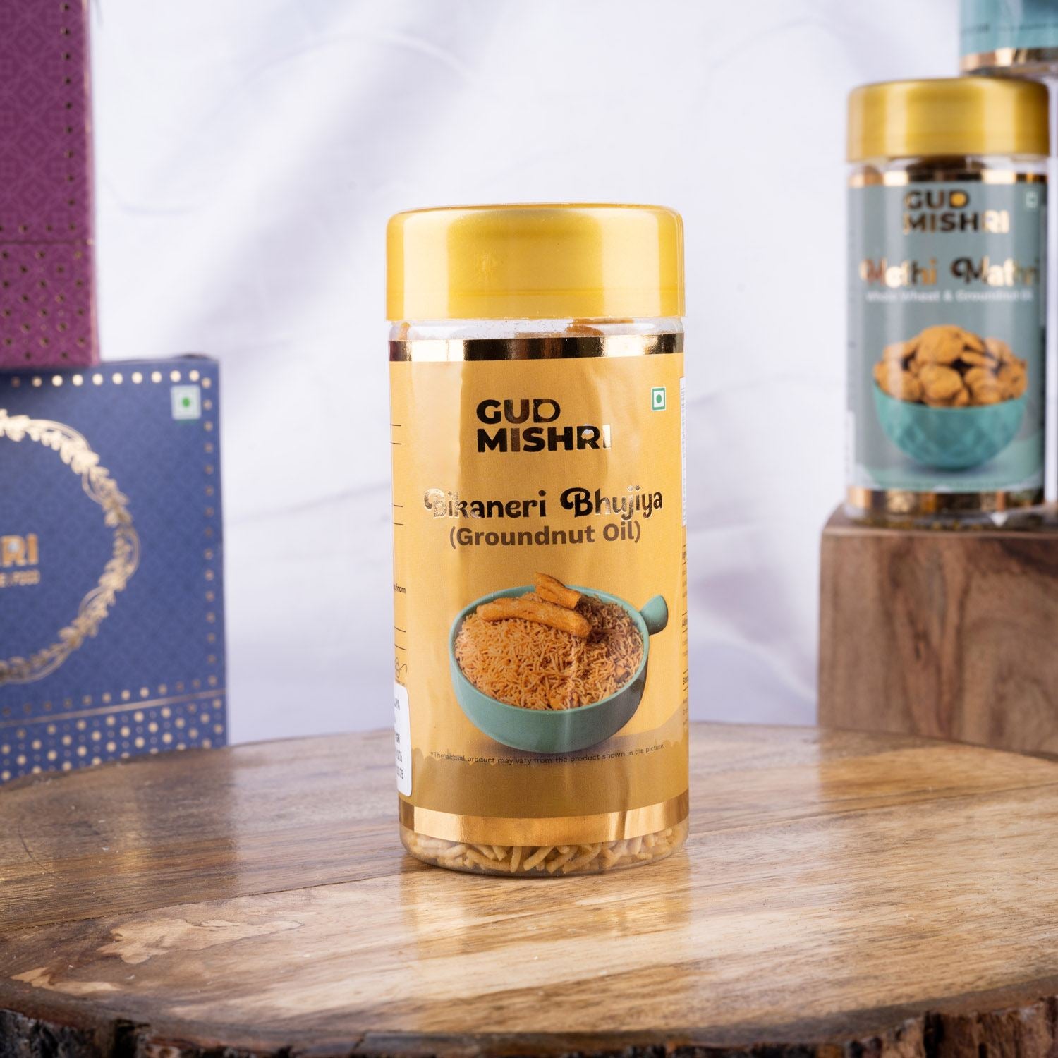 Gift Box - MD | Bikaneri Bhujia, Milky Mathri, Khatta Mitta, Methi Mathri, Aata Gud Petha - Gud Mishri