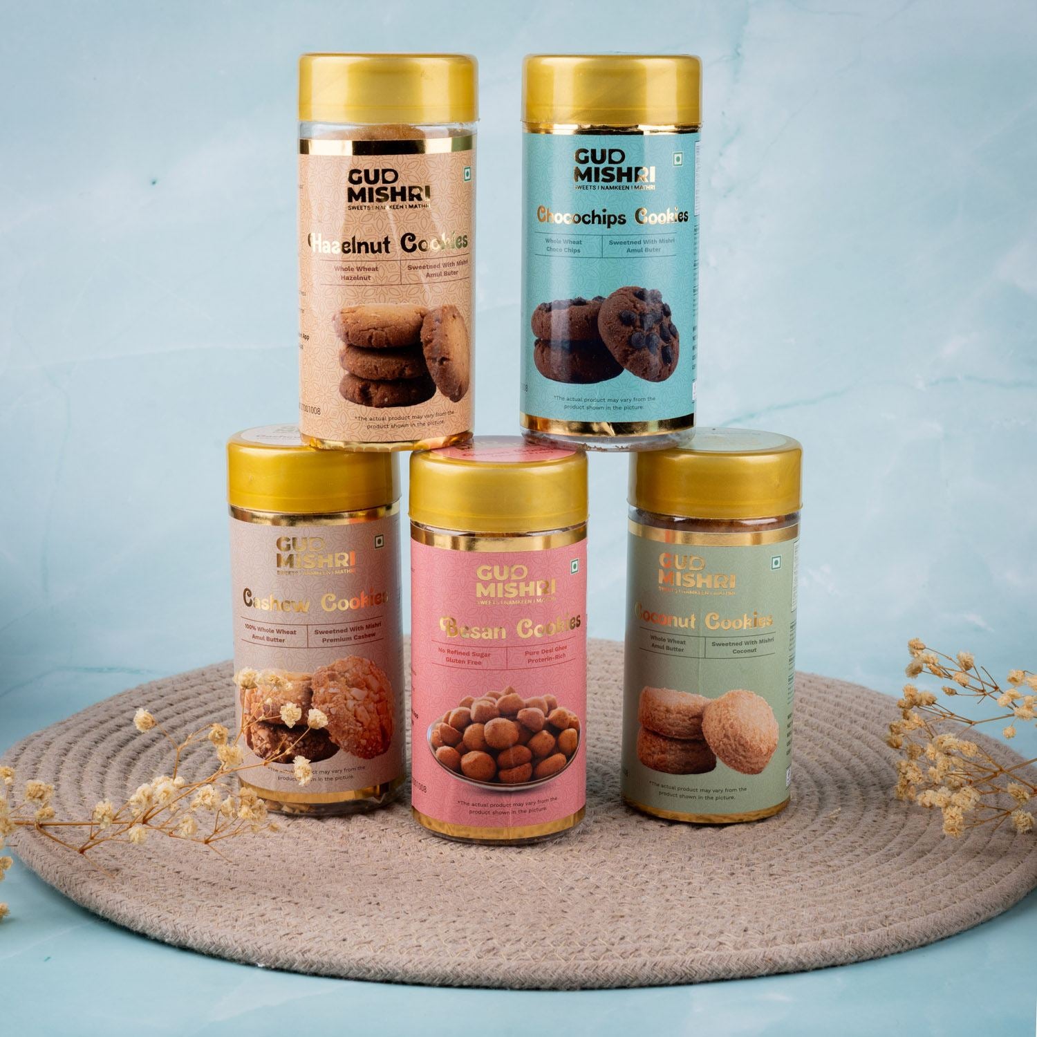 Gift Box - CD | Cashew Cookies, Coconut Cookies, Chocochips Cookies, Hazelnut Cookies, Besan Cookies - Gud Mishri
