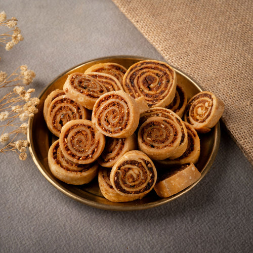 Bhakarwadi (600gm) - Gud Mishri