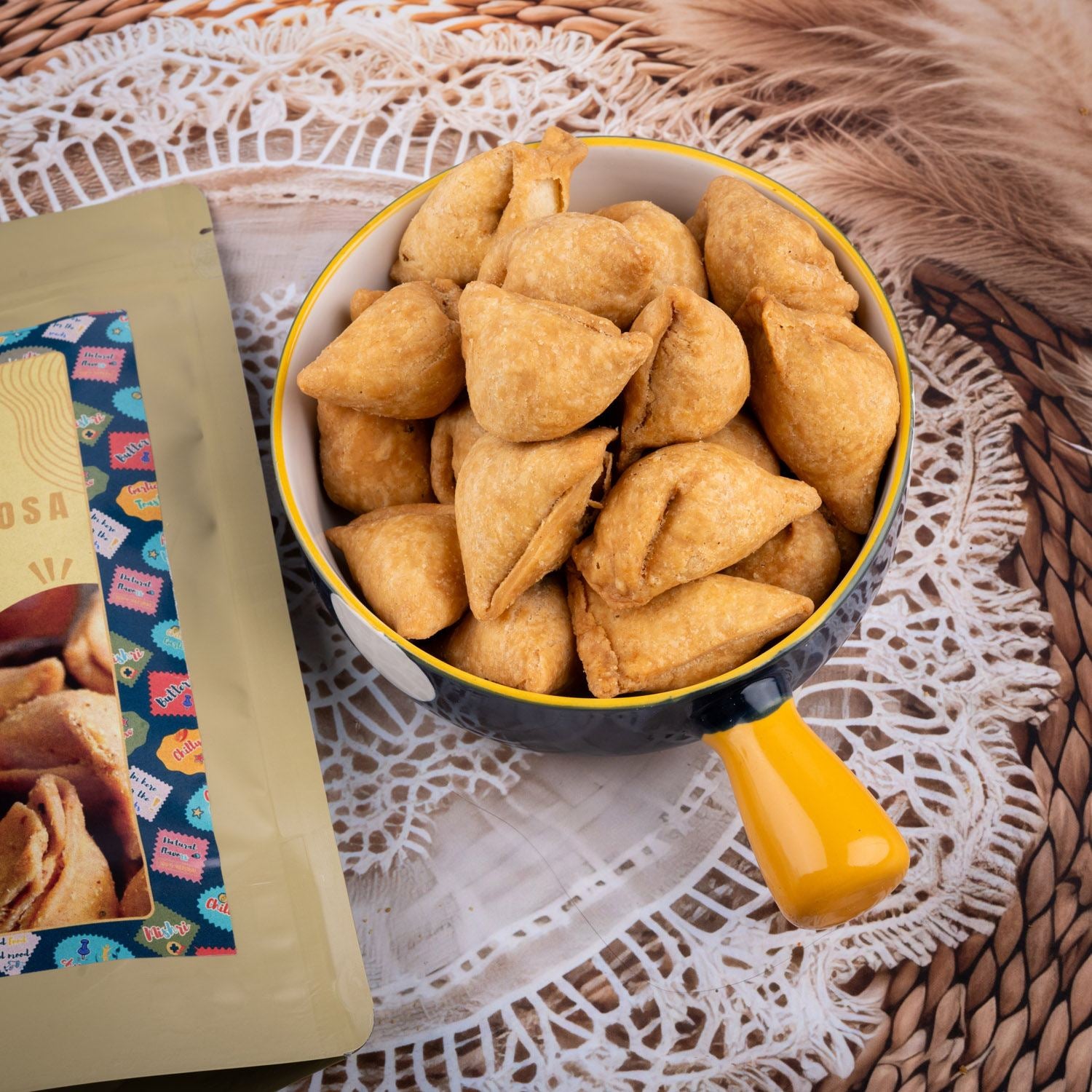 Mini Aata Samosa (400gm) - Gud Mishri