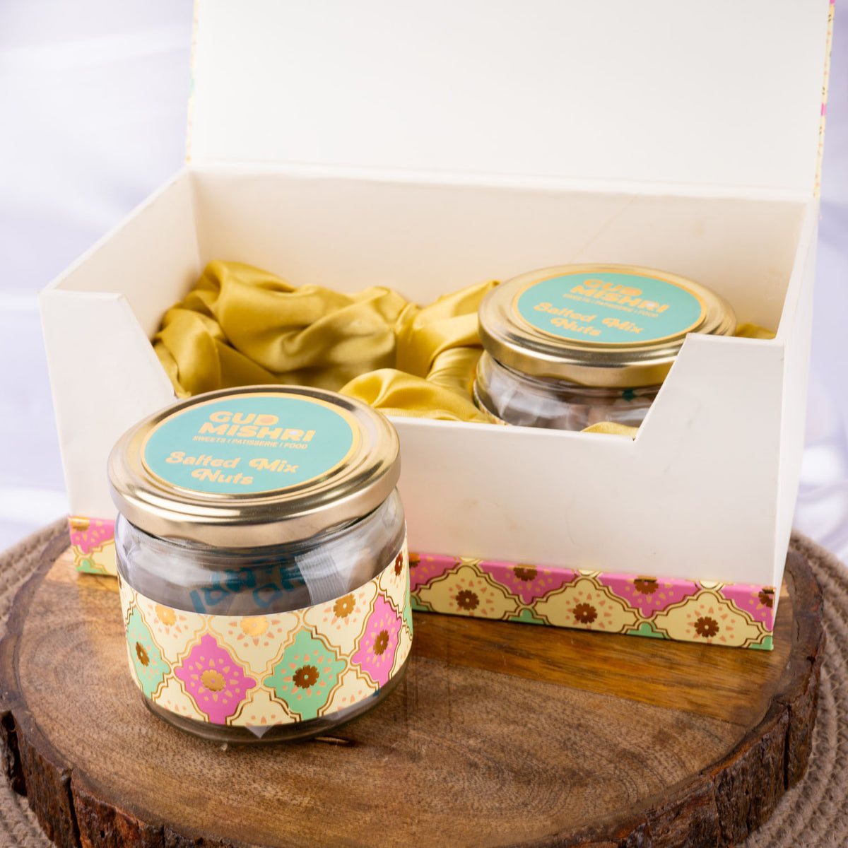 Gift Hamper (DGH-13)