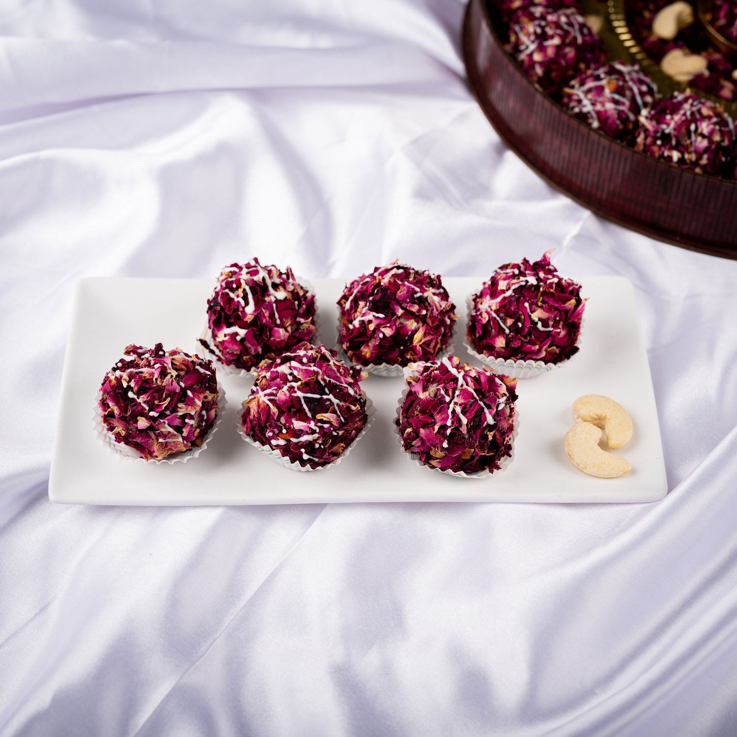 Kaju Rose Laddu - Gud Mishri