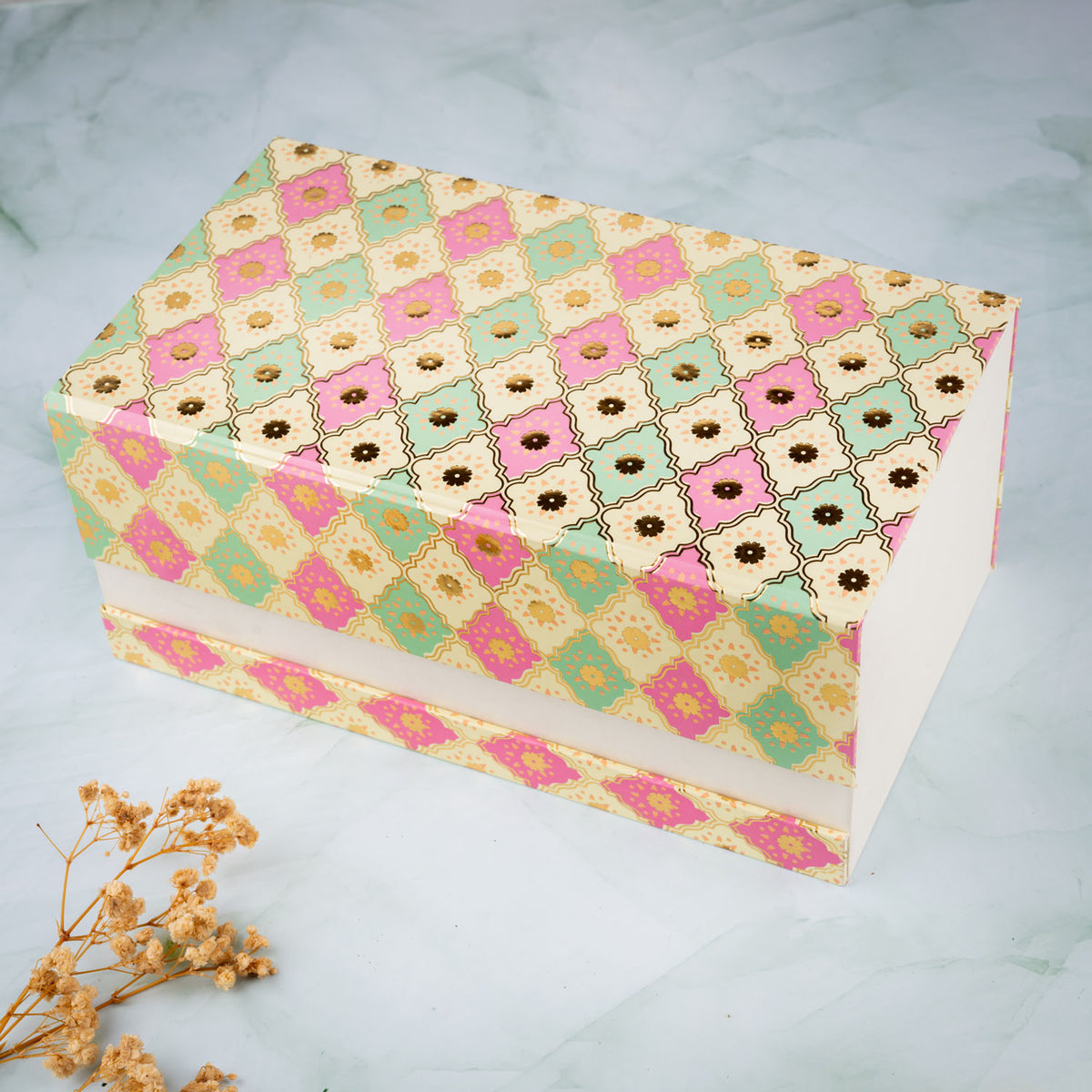 Gift Hamper (DGH-13)