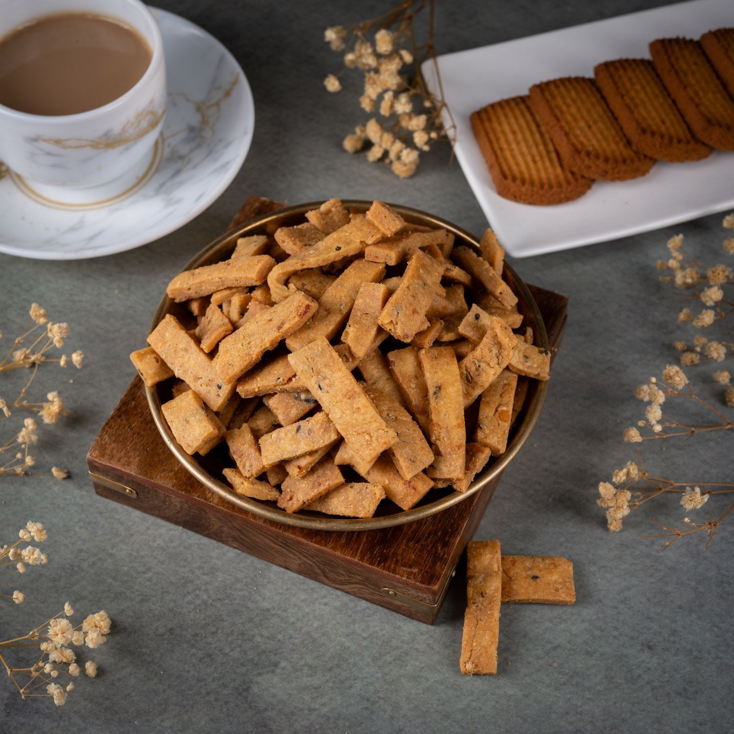 Dal Aata Mathri (400gm) - Gud Mishri