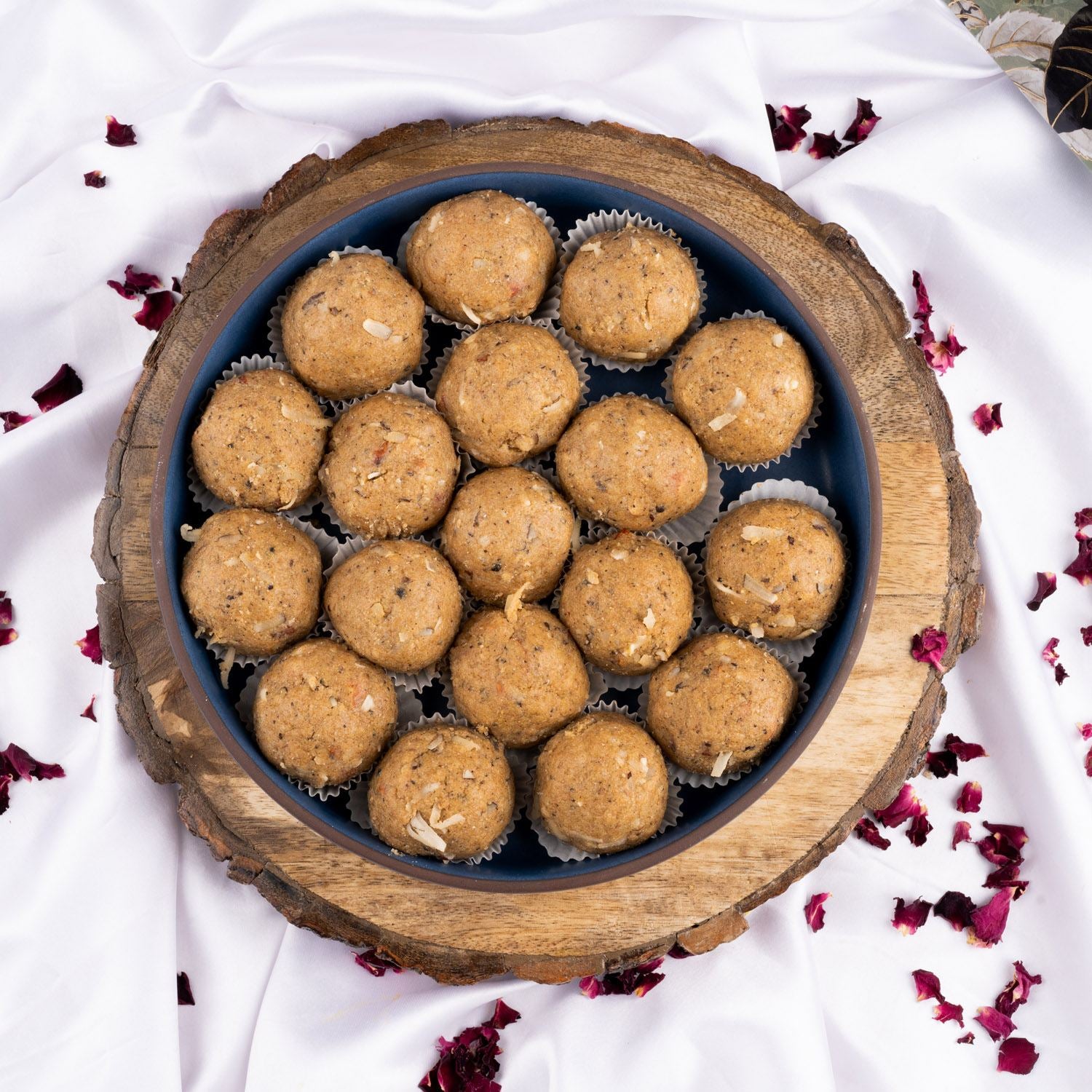 Gond Laddu Mishri - Gud Mishri