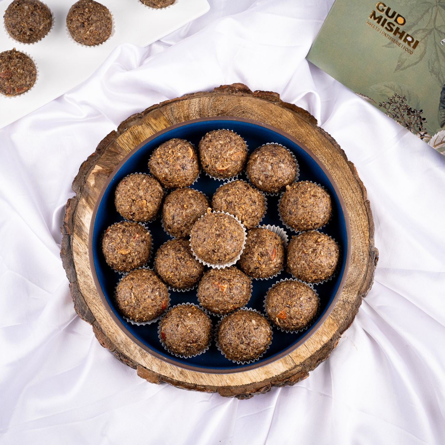 Alsi Laddu - Gud Mishri