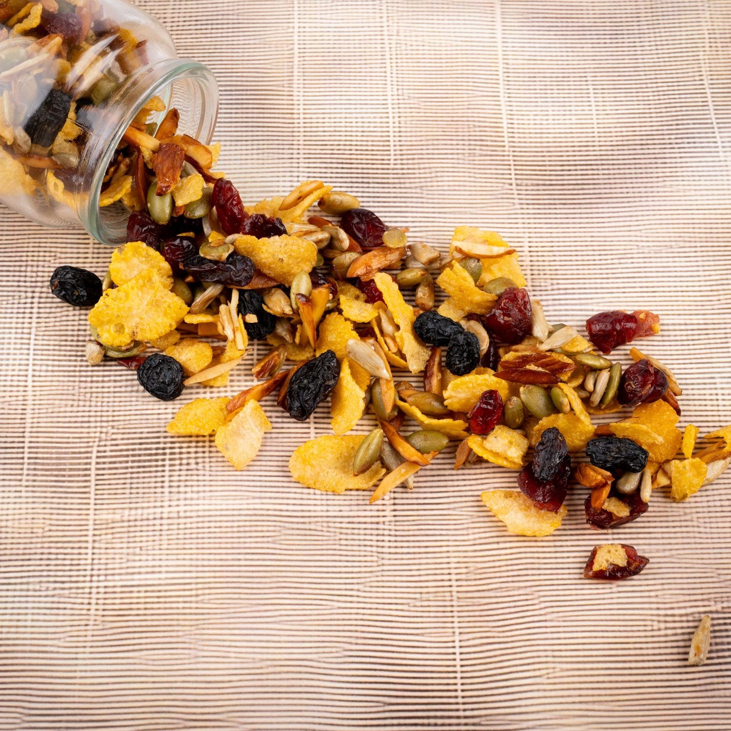 Mix Seeds & Nuts Crunchy (70gm) - Gud Mishri
