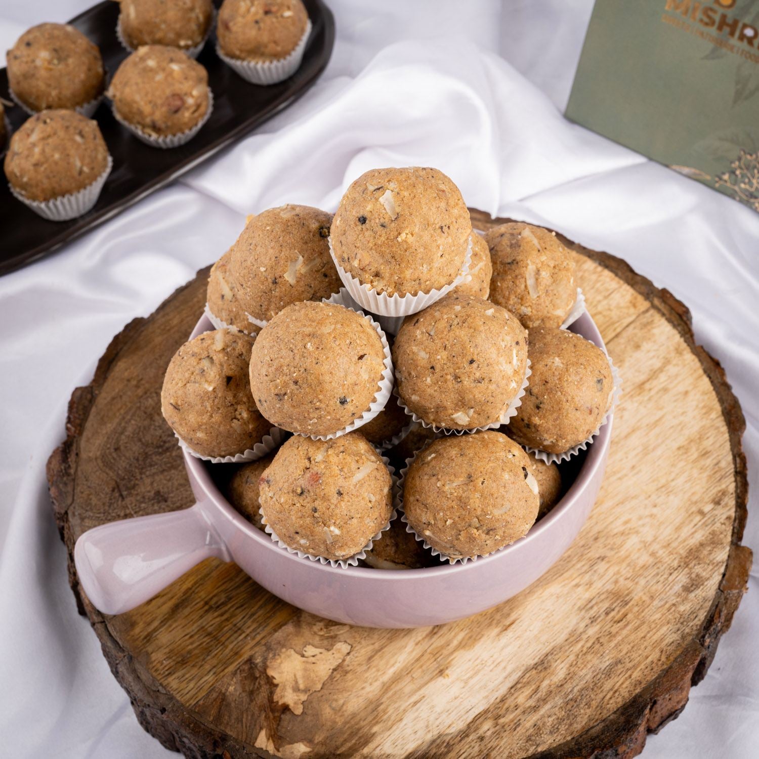 Gond Laddu Mishri - Gud Mishri