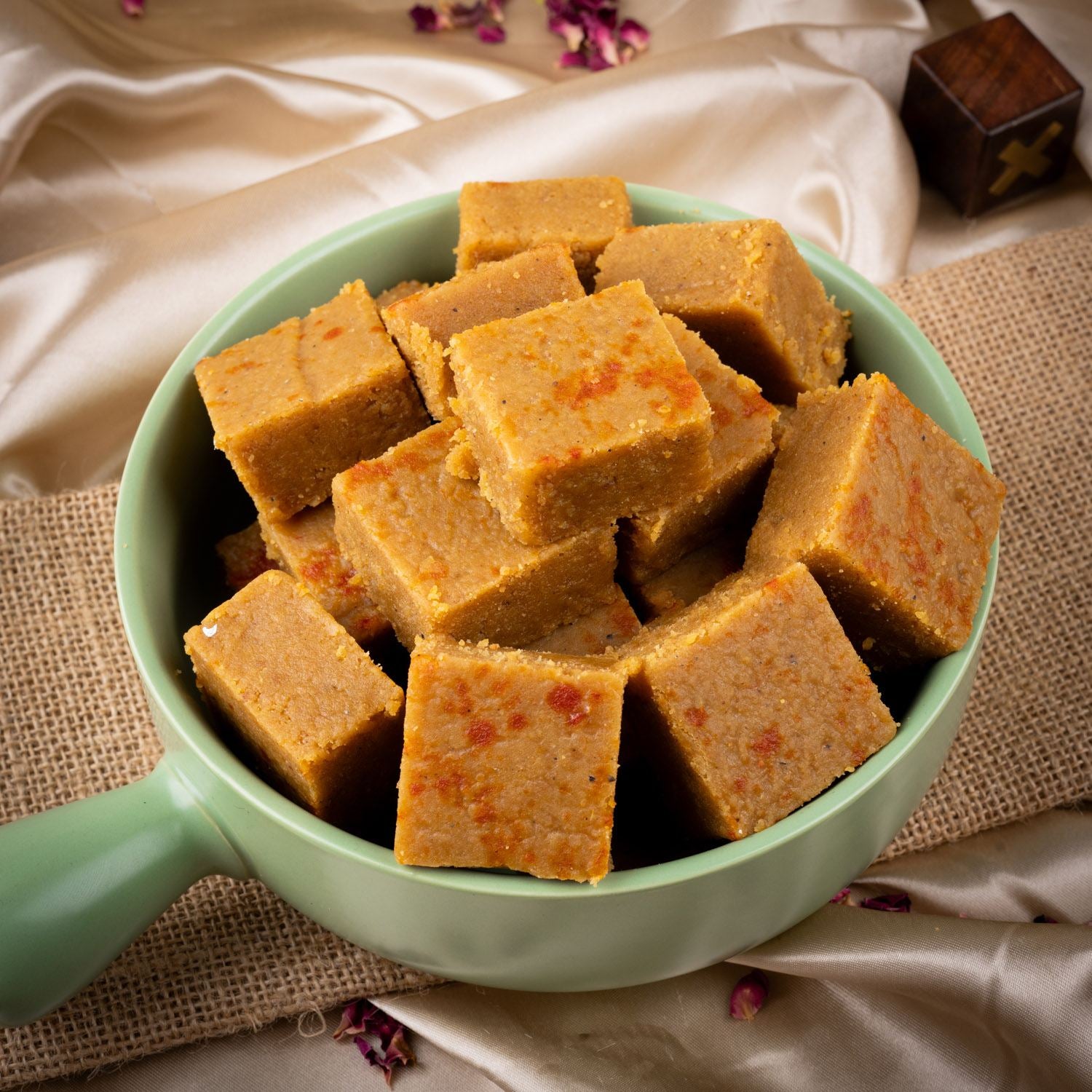 Besan Barfi - Gud Mishri