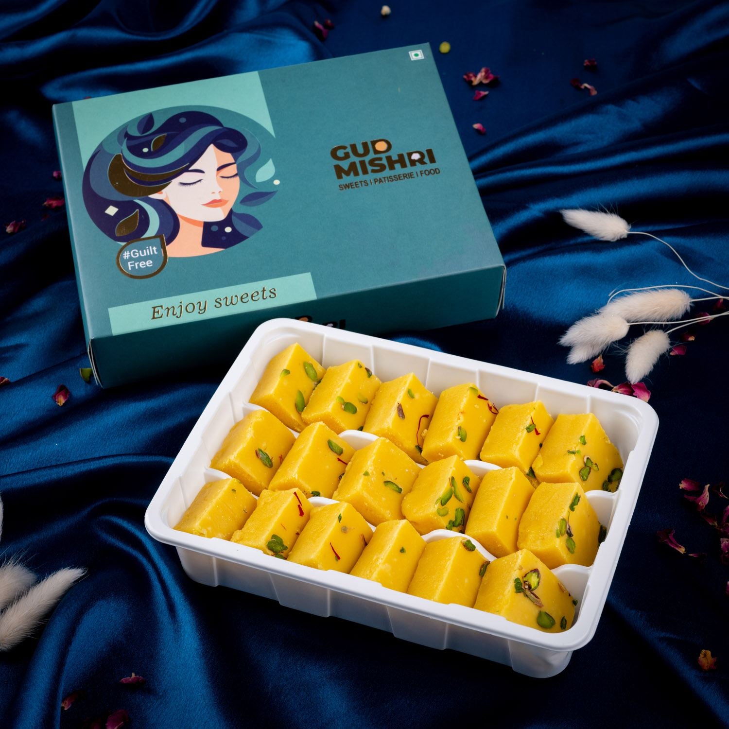 Kesar Mawa Barfi - Gud Mishri