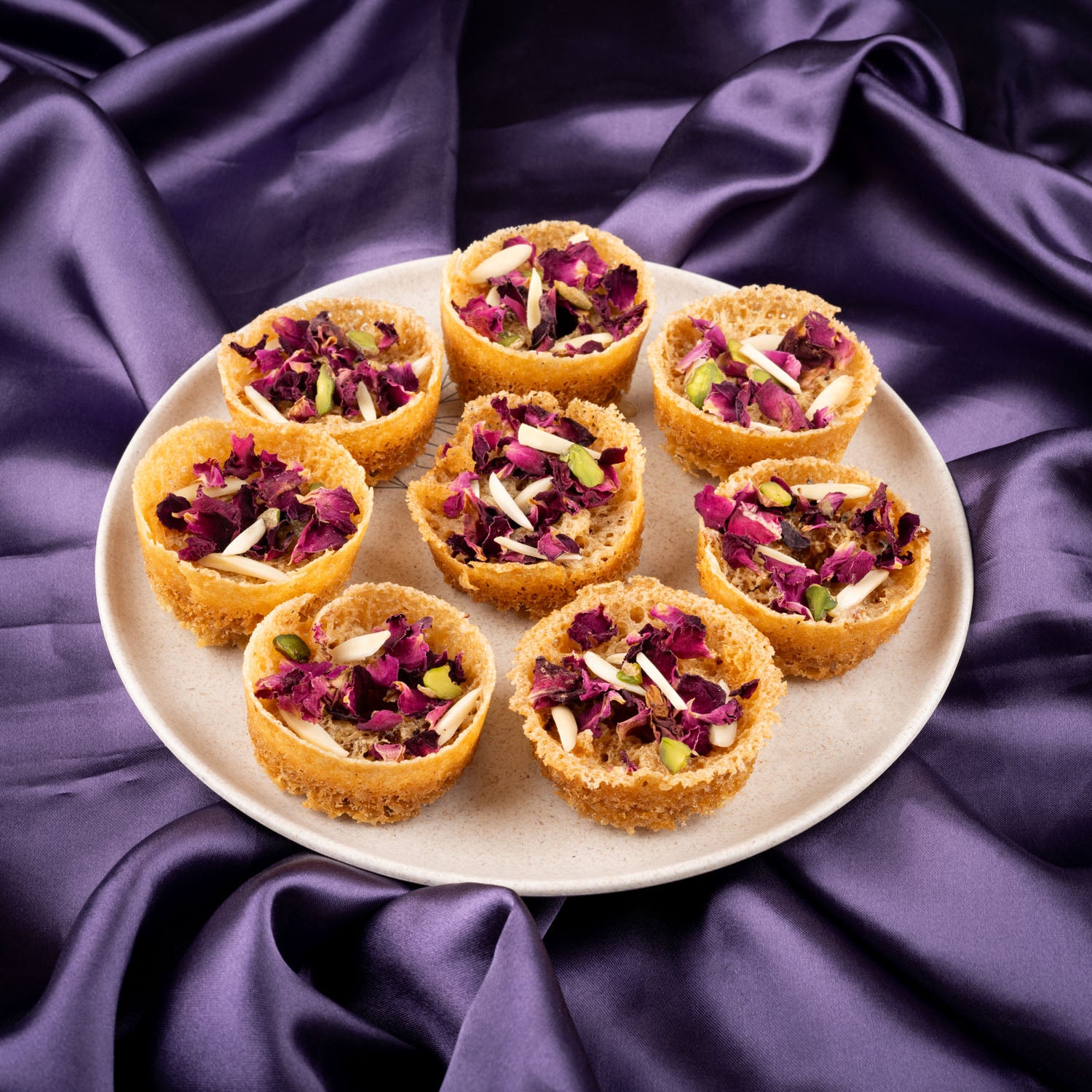 Whole Wheat Tini Mini Mishri Chasni Ghewar (9 Pcs)