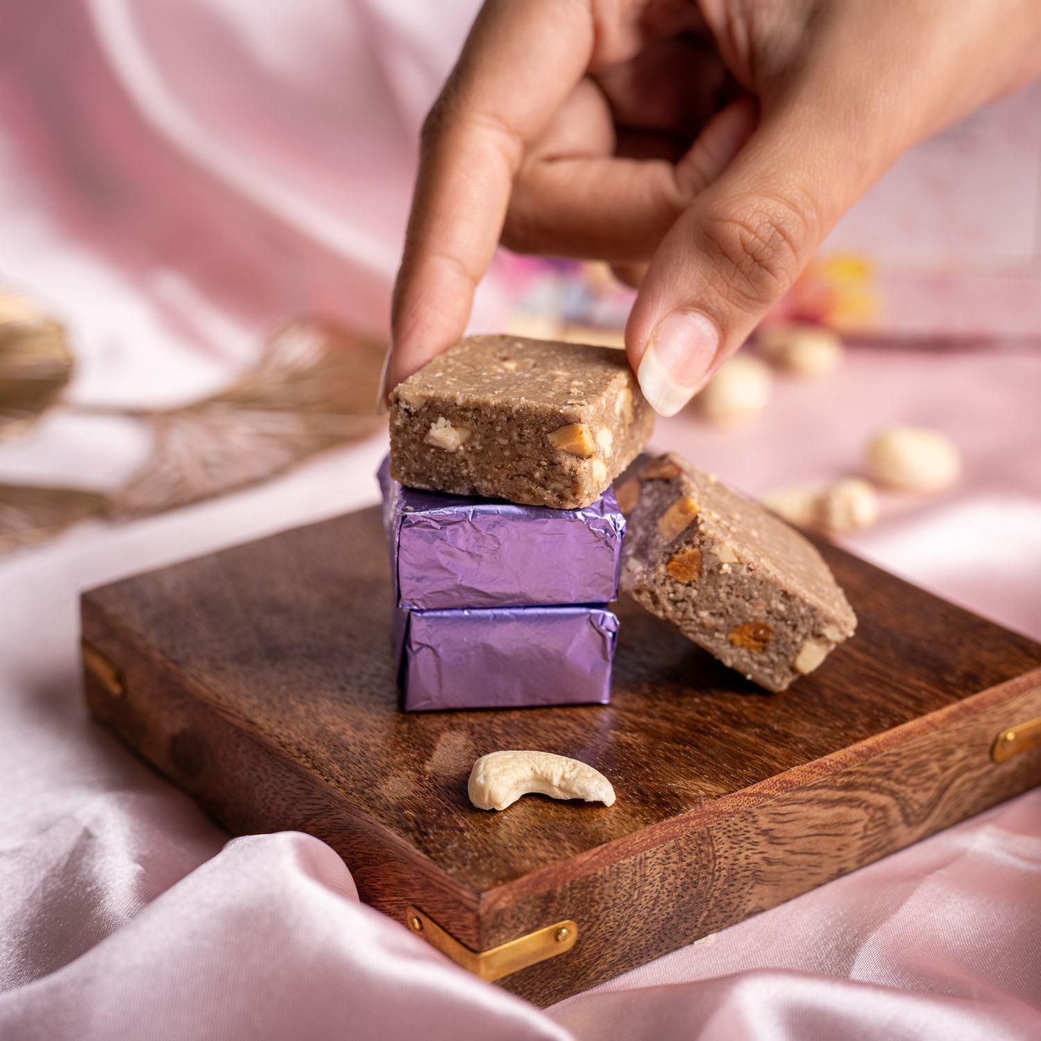 Kaju Chocolate Bite - Gud Mishri